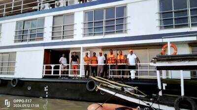 Foreign tourists disembark as high Ganga level halts cruise in Bhagalpur