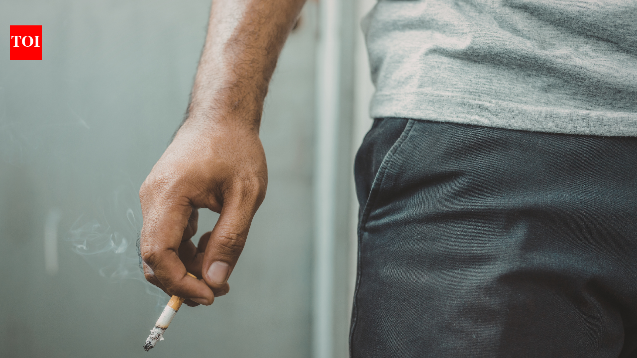 Smoking may hurt chances of having a baby: WHO