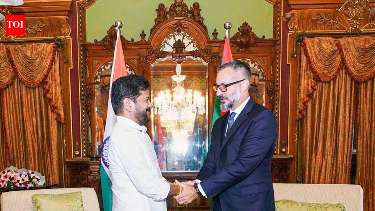 Revanth invites Aga Khan V to Global Summit, pitches Future City