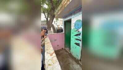 Cockroach Janta Party comes to Noida for audit, alleges schools told to shut
