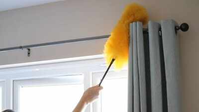 How to clean dusty curtains without taking them down: Easy and affordable home cleaning tricks to try