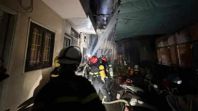 Hanoi house fire: Five killed after blaze breaks out in four-storey building