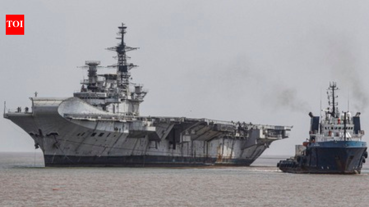 India Summons Pakistani Diplomat After Naval Ships Collide in Arabian Sea
