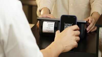 UPI MDR Row: Government Rules Out Rollback, 0.4% Merchant Charge Above Rs 2,000 From October 15