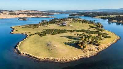 In 2002, an Australian couple bought a barren 26-hectare island; 17 years later, they moved in after clearing weeds and hauling 38 truckloads of materials