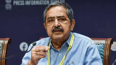 'Govt can't subsidise everything': Niti Aayog VC's 'bees and honey' take on UPI charges