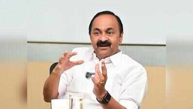 CM pitches for relocation of Thiruvananthapuram zoo to forest area