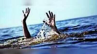 15-year-old swept away while retrieving football at Maharashtra beach