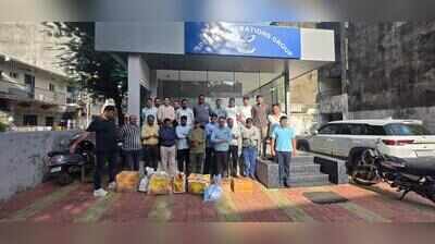 8 quacks caught running clinics in Pandesara