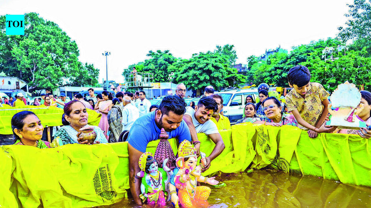 2,079 Ganesh Idols Immersed In Artificial Tanks In First Two Days: NMC Data