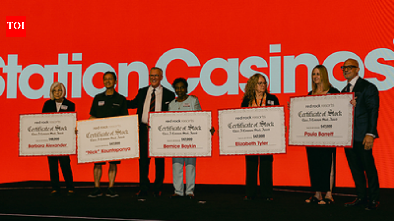Las Vegas company gives nearly 10,000 workers $70M in stock; $1,000 for each year worked