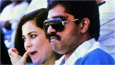Mandakini breaks silence on viral photo with Dawood Ibrahim, clarifies she 'wasn't invited by him'