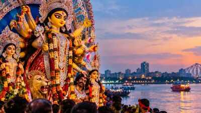 Flying to Kolkata for Durga Puja? Be ready to pay 71% more on Oct 16