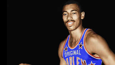 In 2026, an Oregon teen paid $3.07 for a Lakers jacket at Goodwill; Sotheby’s matched it to Wilt Chamberlain’s 1972 Finals run and sold it for $89,600