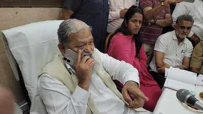 Vij orders suspension of 2 cops over delayed FIRs at public hearing
