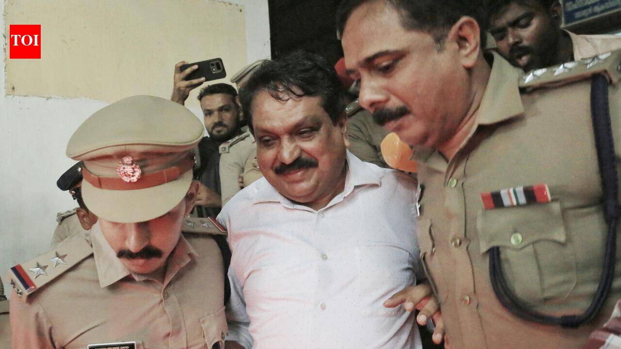 Former DGP Tomin J Thachankary gets 4-year jail term in disproportionate assets case