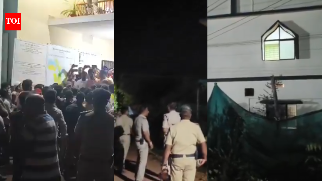 Stones pelted at mosque during Ganesh immersion procession in Karnataka