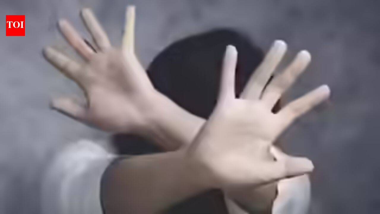 Delhi teen raped, stabbed to death, decomposed body found with hand severed, partly eaten by dogs; 4 held