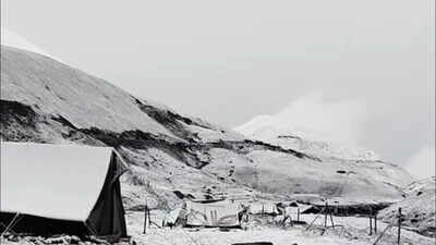 Kashmir turns white: Gulmarg, Gurez receive season’s first snowfall as rain lashes valley