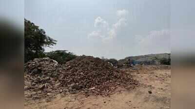 Garbage, debris, dust: Scenic Aravali road is now a hotbed of civic failure