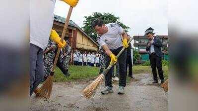 Khandu rolls out Swachhta campaign