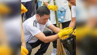 Khandu rolls out Swachhta campaign