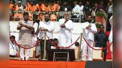 PM’s focus only on taking nation forward: Shinde