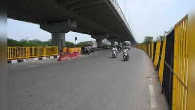 DU student’s car ploughs into workers on Dwarka eway, kills 3