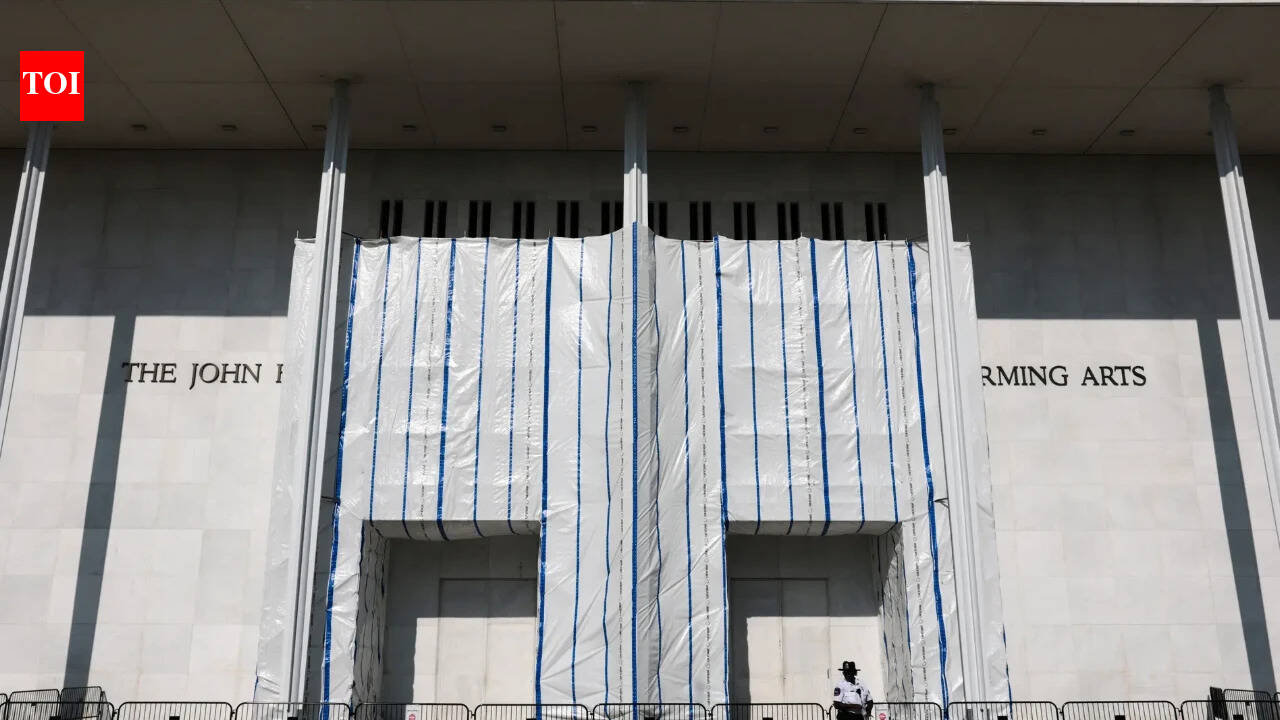 US judge orders Kennedy Center to give 30-day notice before major changes