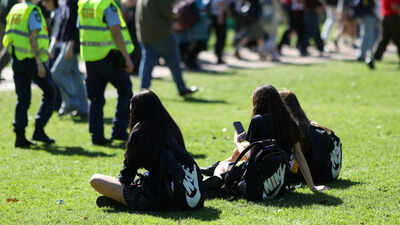 Australia cracks down on student and backpacker visas to curb migration