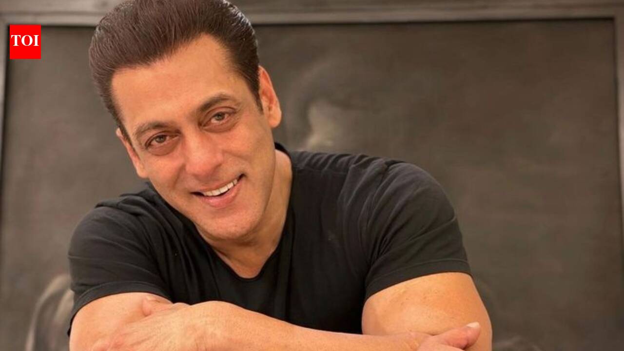 https://static.toiimg.com/thumb/msid-134324038,width-1280,height-720,resizemode-6,overlay-toi_sw,pt-32,y_pad-600/photo.jpg