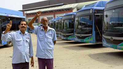 DTC strike enters 4th day: Over 3,000 buses off roads, lakhs of commuters struggle across Delhi