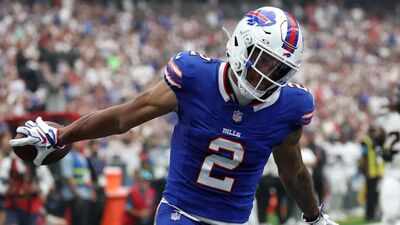 DJ Moore injury sparks surprise Bills suggestion as former NFL star names 9,811-yard WR as potential replacement