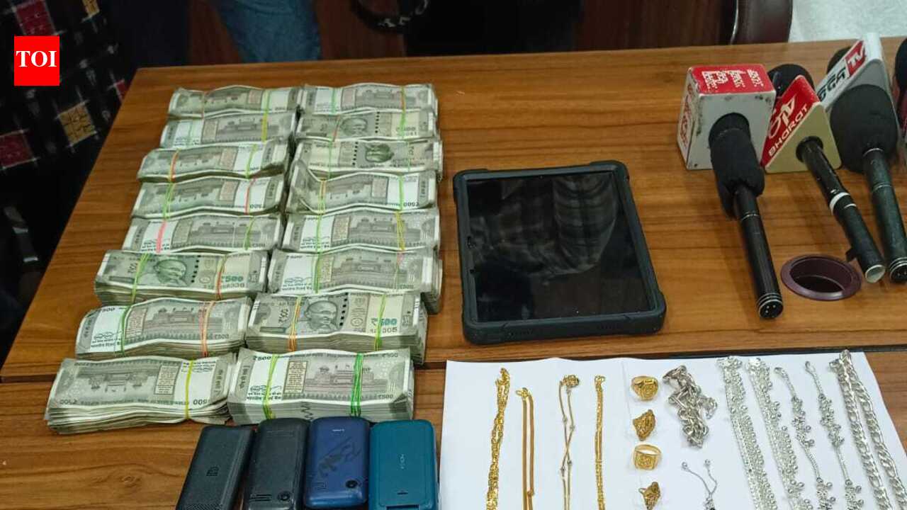 3 siblings arrested for duping man of Rs 25 lakh | Bhubaneswar News ...