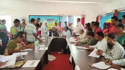 EC helps 2 tribal residents in Khunti get draft voter roll entry