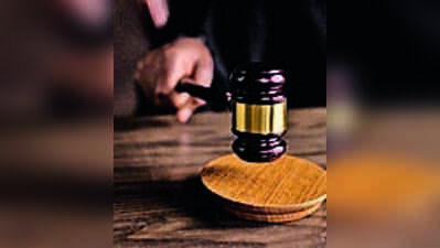 Guard kisses, pulls cheek of girl (8) in lift, gets 5-year jail