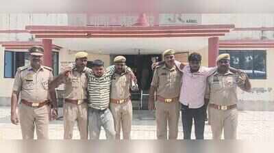 Jeweller, traders brave gunfire to catch looters in Azamgarh