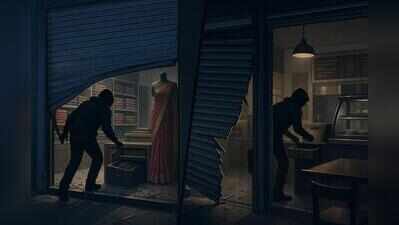 Thieves break into sari showroom, eatery in Pune; flee with Rs1 lakh