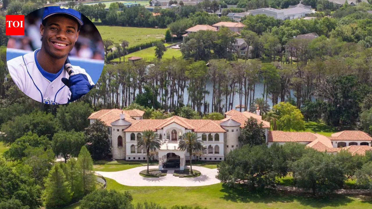 In 2004, Ken Griffey Jr. paid $2.575 million for 11.58 lakefront acres near Orlando