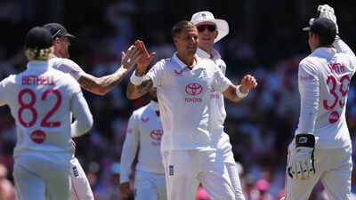 Star England pacer escapes charges as police drop assault investigation