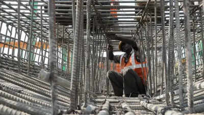 Plumber killed after Mumbai Metro construction barricade falls on moving bike