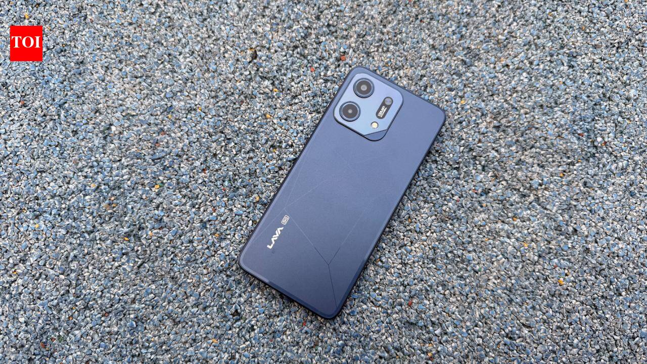 TechnologyLava Virat V1 5G review: Big battery mee