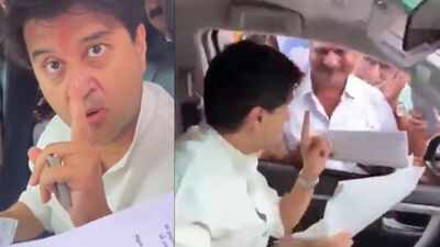 ‘Arrogance of power’: Congress calls out Scindia over his viral video with MP residents over road