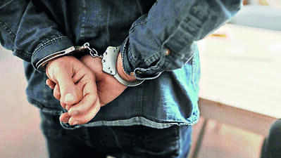 Latehar police bust Gulguliya gang, recover stolen gold