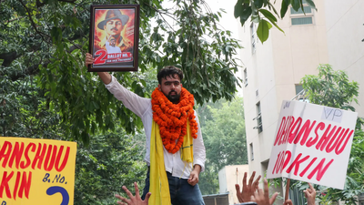DUSU VP Deepanshu Shokeen: Bus conductor's son who fought independently after NSUI snub