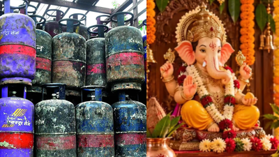Thane mandates commercial gas cylinders for Ganesh mandals preparing mahaprasad