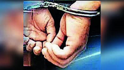Byculla businessman held for importing Pakistani dates worth Rs 6 crores