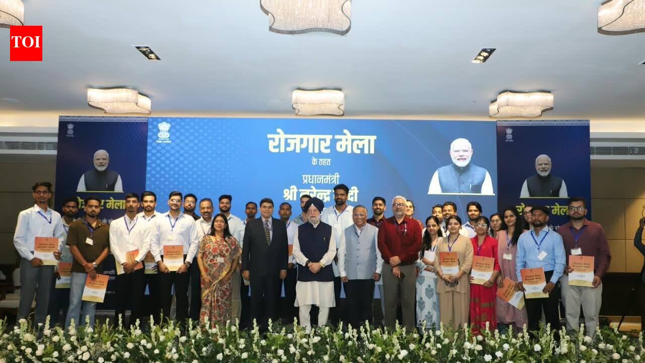 At Rozgar Mela, Puri hails youth for transforming India | Chandigarh News  timesofindia.indiatimes.com