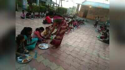 Payment delay strains midday meal workers amid heat strain