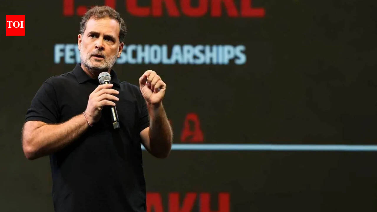 System threatened by students as they ask questions: Rahul
